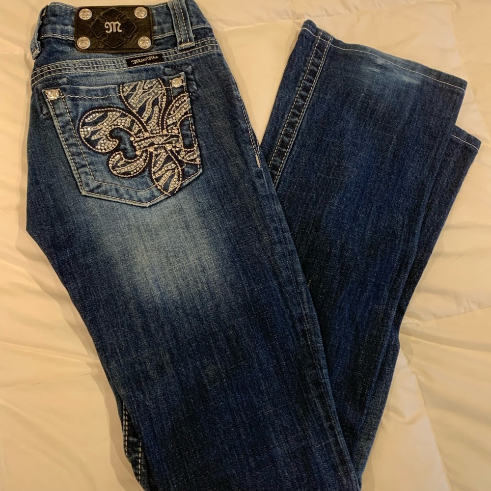 Miss Me Dark Denim Beaded Jeans Rhinestone Bootcut jeans Womens size 27